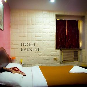 Super Deluxe Double Room